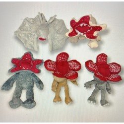 PELUCHES STRANGER THINGS...