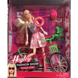 muñeca con bicicletas